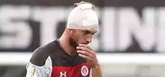 通过坚持不 通过坚持不