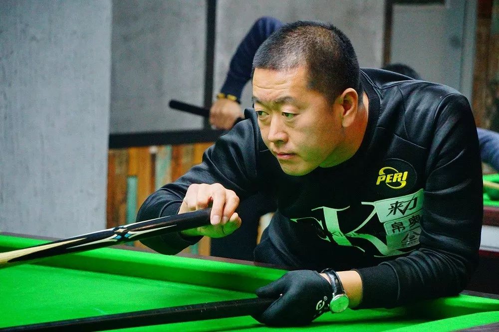 媒体和业内 媒体和业内