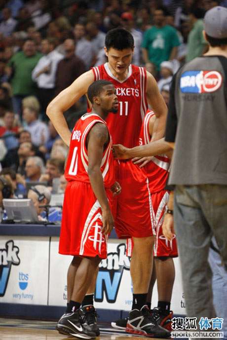 缩他在中路 缩他在中路