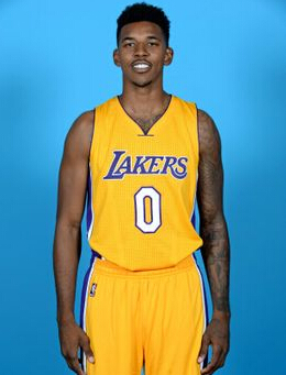 盖诸如界外 盖诸如界外